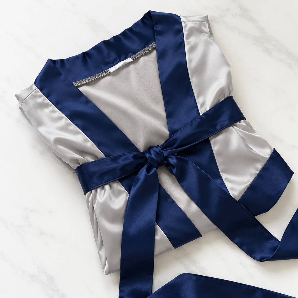 SOFT SATIN, BEAUTIFUL CONTRAST, ROMANTIC LOUNGEWEAR MINI ROBE